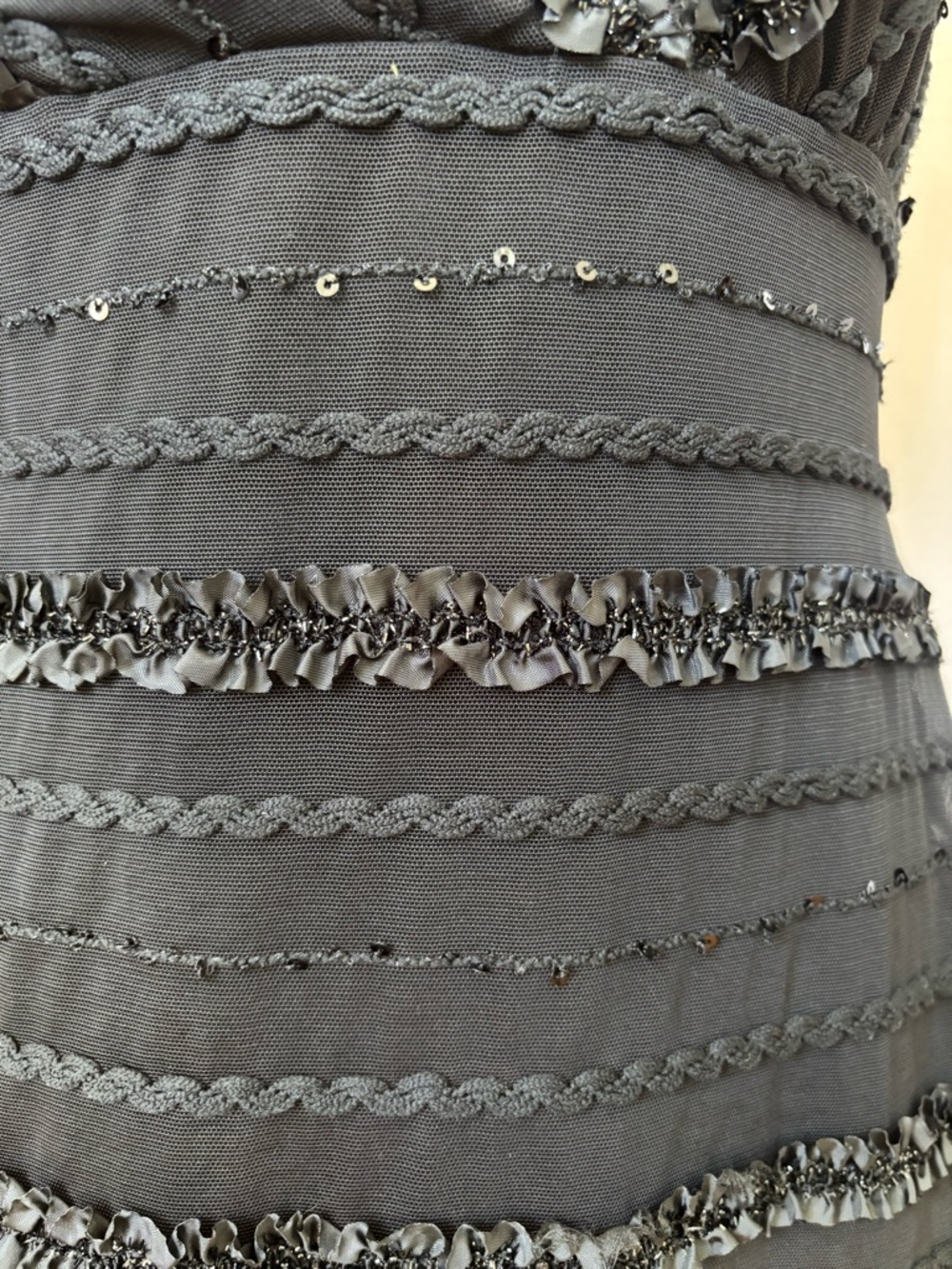 Tadashi Shoji Vintage Black Sequin Tiered Ruffle Cocktail WhimsigothDress Size 8 - Picture 10 of 11